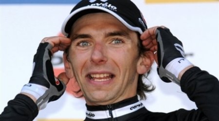 Погиб испанский велогонщик и призер "Вуэльты-2010" Ксавьер Тондо 